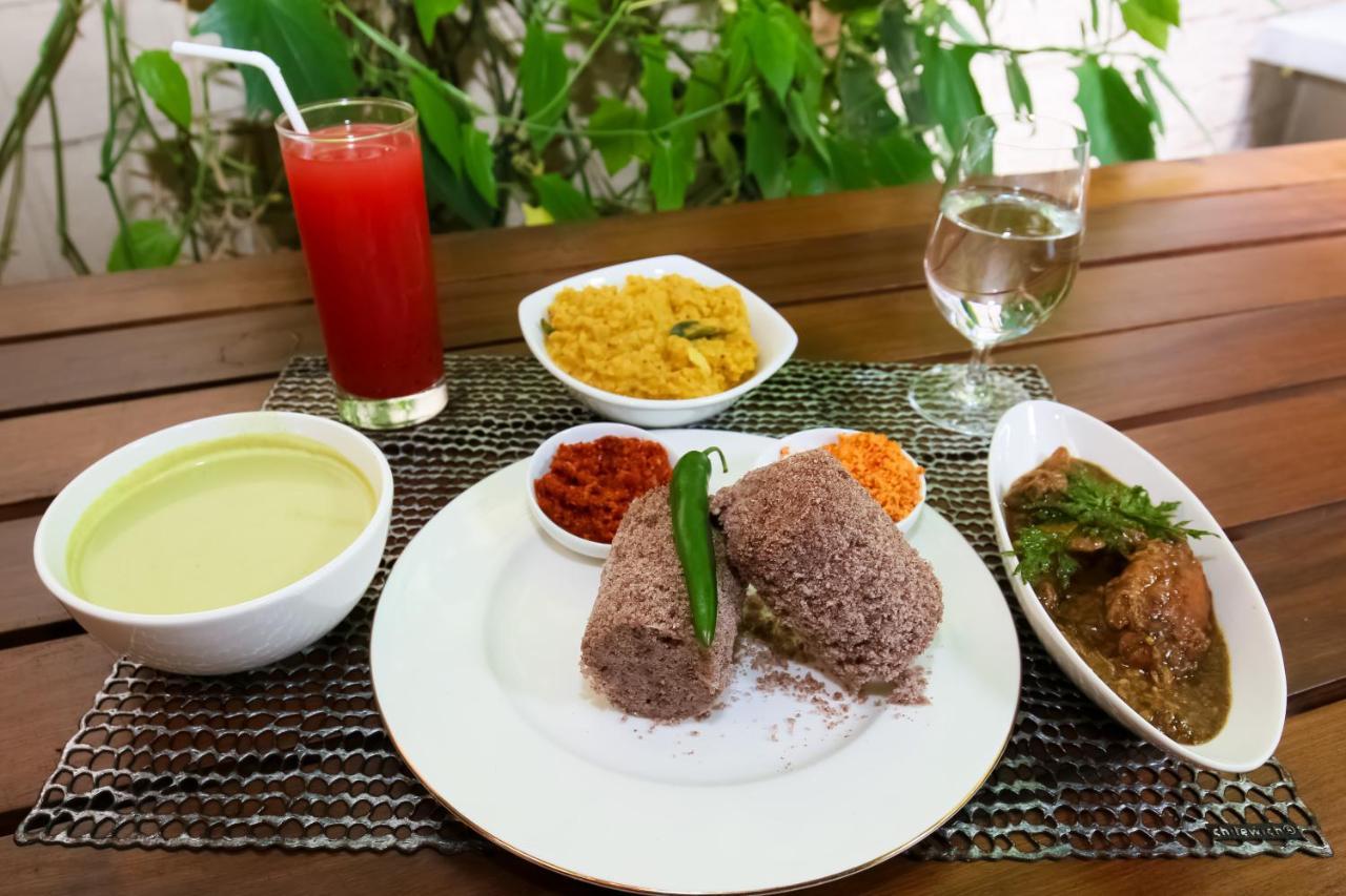 Oyo 290 Night Station Hotel Panadura Kültér fotó